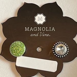 Magnolia and Vine Large Snaps